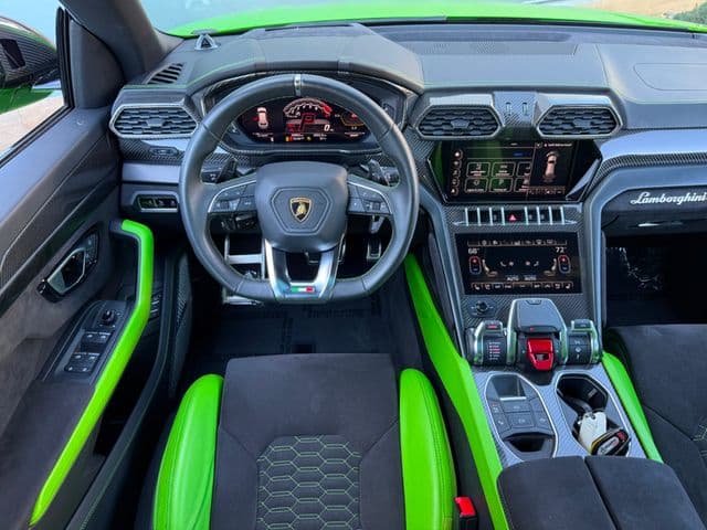2021 Lamborghini Urus — 9