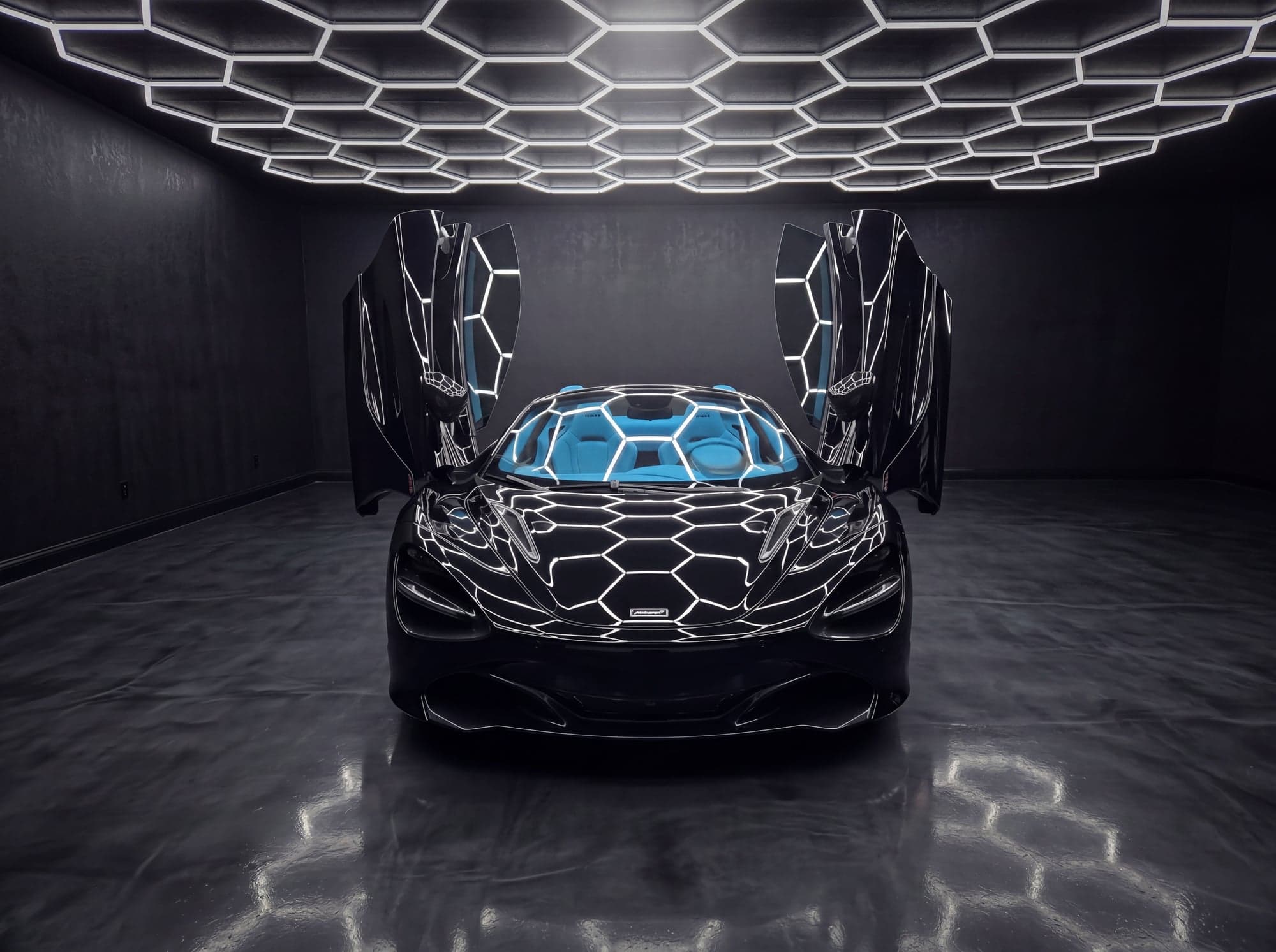 2026 McLaren 750S Spider — view 3