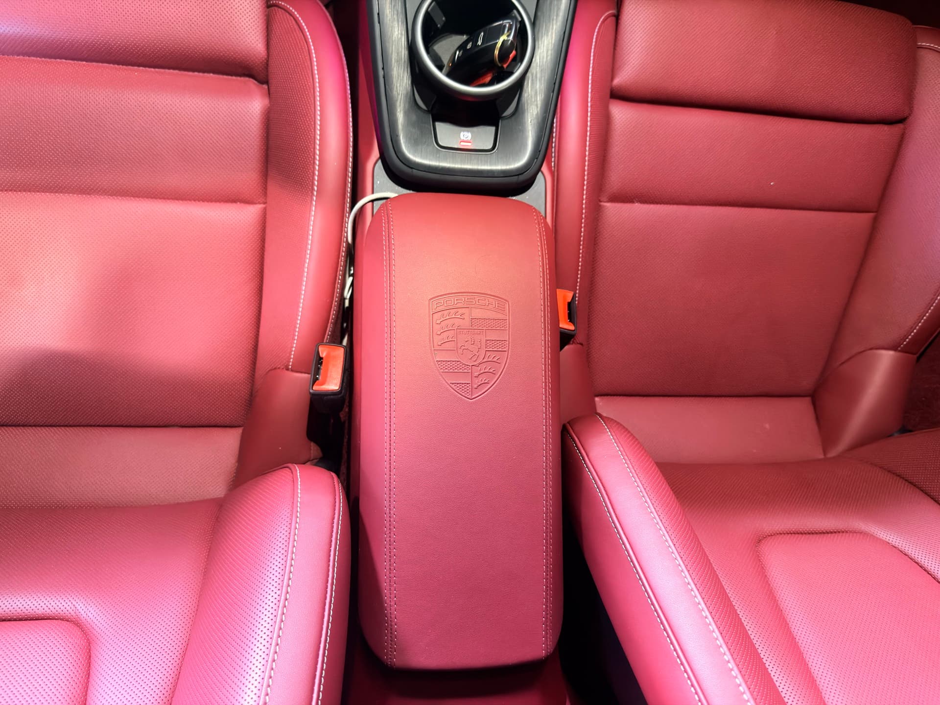 2026 Porsche 911 Carrera GTS — 10
